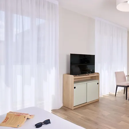 Zenitude Hotel-residences Saint-thomas * 兰斯